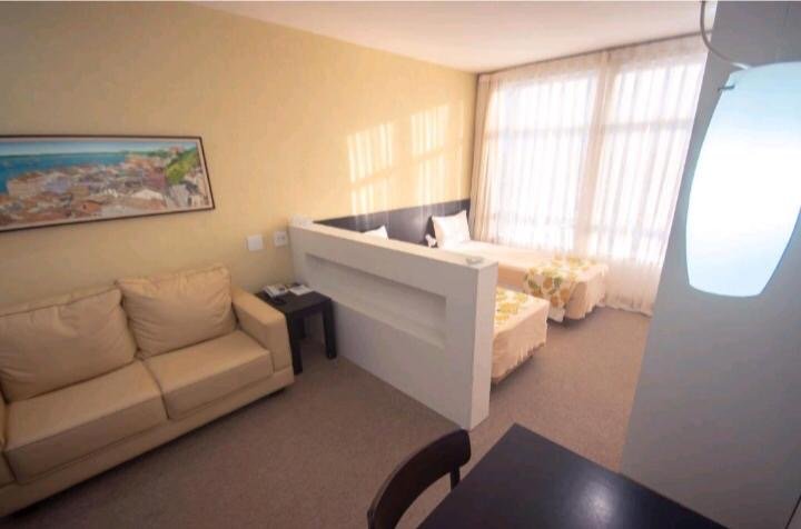 FLAT A VENDA LOCALIZAÇÃO PRIVILEGIADA CONFORTO E QUALIDADE EXCELENTE PARA INVESTIMENTOS!!! Avenida Antônio Carlos Magalhães Salvador - 