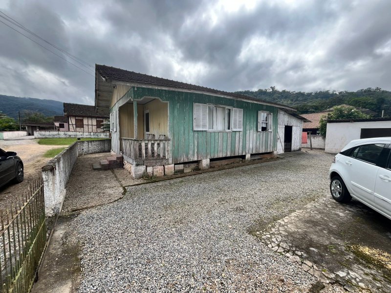 TERRENO NA POMERÂNIA  Guabiruba - 
