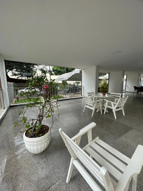 APARTAMENTO NASCENTE 2 QUARTOS SUÍTE GABINETE VARANDA GARAGEM À VENDA NO CANDEAL! Rua Alexandrina Ramalho Salvador - 