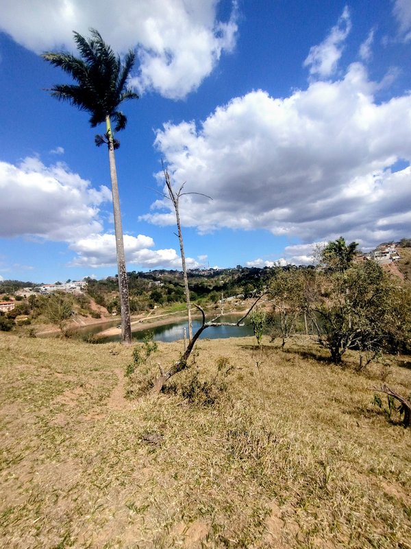 Terreno pé na água em Santa Isabel  Santa Isabel - 