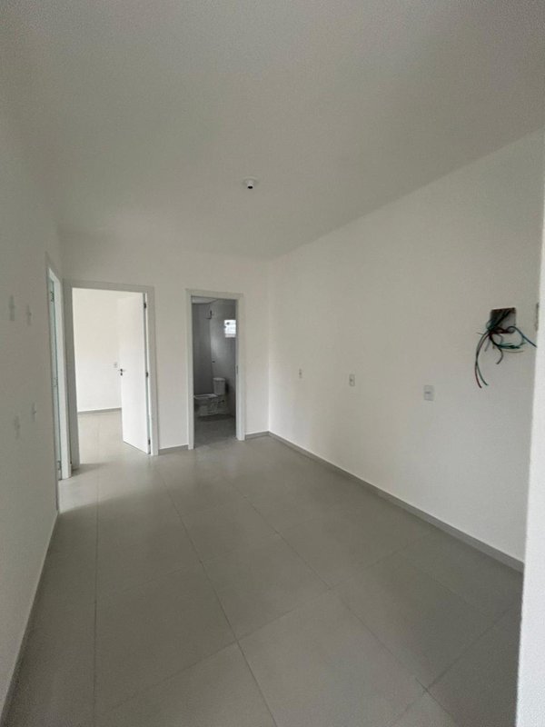 APARTAMENTO COM 2 QUARTOS NO LAGEADO BAIXO  Guabiruba - 