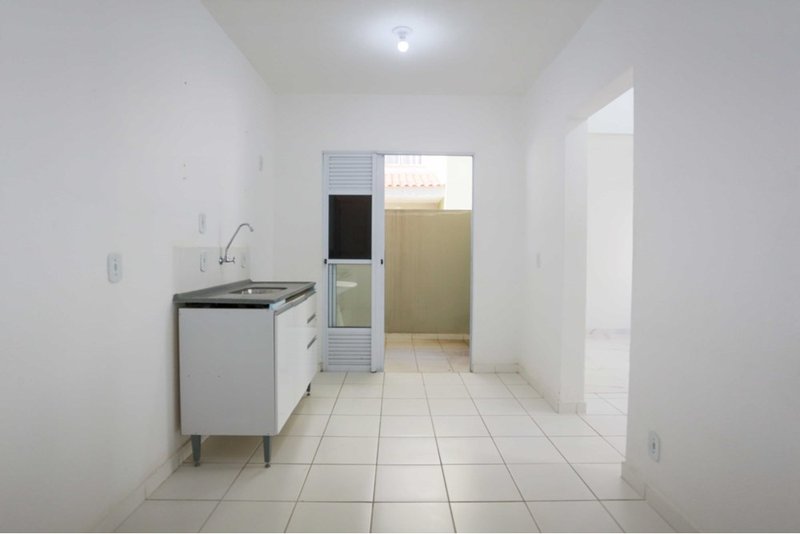 Apartamento à Venda, 44m - 2 Dormitórios - R$ 170.000 - Cond. Parque Cancun - Sorocaba SP Rua Aparecido Bispo de Oliveira Sorocaba - 