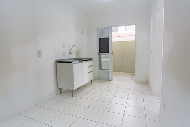 Apartamento à Venda, 44m - 2 Dormitórios - R$ 170.000 - Cond. Parque Cancun - Sorocaba SP Rua Aparecido Bispo de Oliveira Sorocaba - 