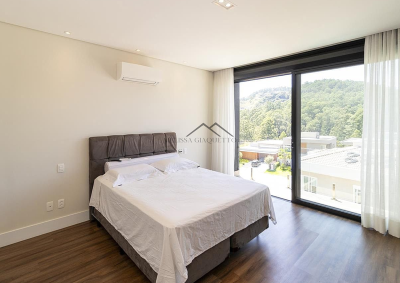 Tambor&eacute; 11 - Porteira Fechada Avenida Honório Alvares Penteado Santana de Parnaíba - 