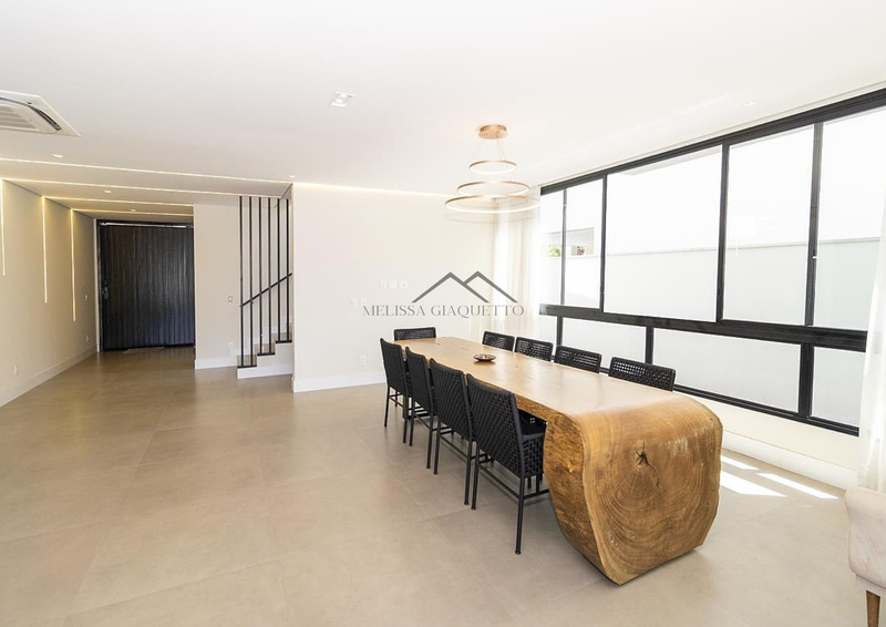 Tambor&eacute; 11 - Porteira Fechada Avenida Honório Alvares Penteado Santana de Parnaíba - 