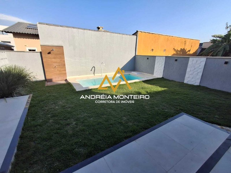 Casa com 3 quartos, 195 m², à venda por R$990.000,00 - Cajueiros (Itaipuaçu) - Maricá/RJ  Maricá - 