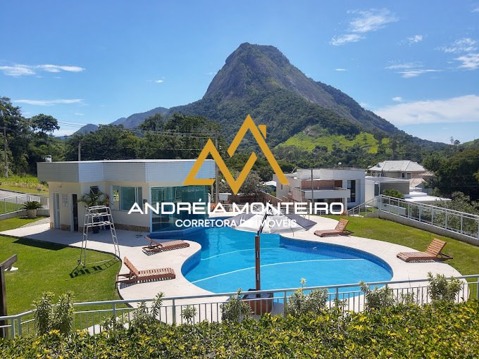 Casa com 3 quartos, 195 m², à venda por R$990.000,00 - Cajueiros (Itaipuaçu) - Maricá/RJ  Maricá - 