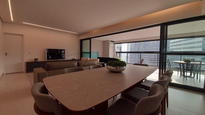 O APARTAMENTO  NA LOCALIZAÇÃO MAIS DESEJADA DE SÃO PAULO Rua Engenheiro Mesquita Sampaio São Paulo - 