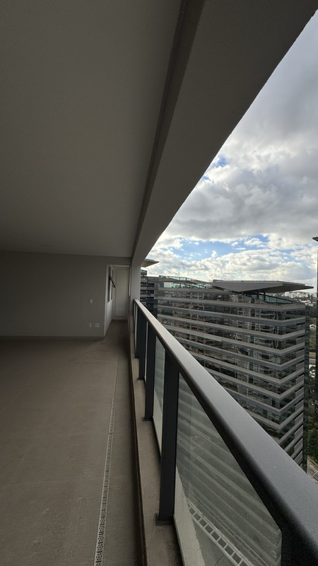 APARTAMENTO DE ALTO PADRÃO NO EZ PARQUE DA CIDADE Rua Engenheiro Mesquita Sampaio São Paulo - 