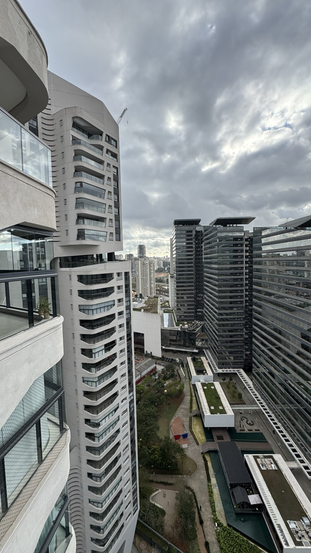 APARTAMENTO DE ALTO PADRÃO NO EZ PARQUE DA CIDADE Rua Engenheiro Mesquita Sampaio São Paulo - 