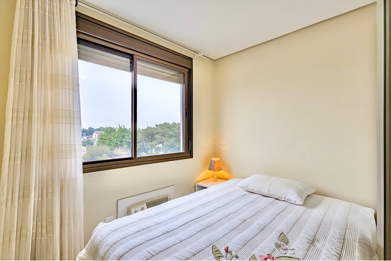 R$ 480.000 - OPORTUNIDADE - 65M2 - 2 DORM - SUÍTE - VISTA - DEPÓSITO - 1 VAGA Rua Eugênio du Pasquier Porto Alegre - 