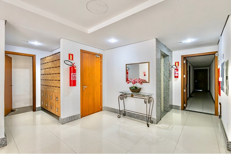 R$ 480.000 - OPORTUNIDADE - 65M2 - 2 DORM - SUÍTE - VISTA - DEPÓSITO - 1 VAGA Rua Eugênio du Pasquier Porto Alegre - 