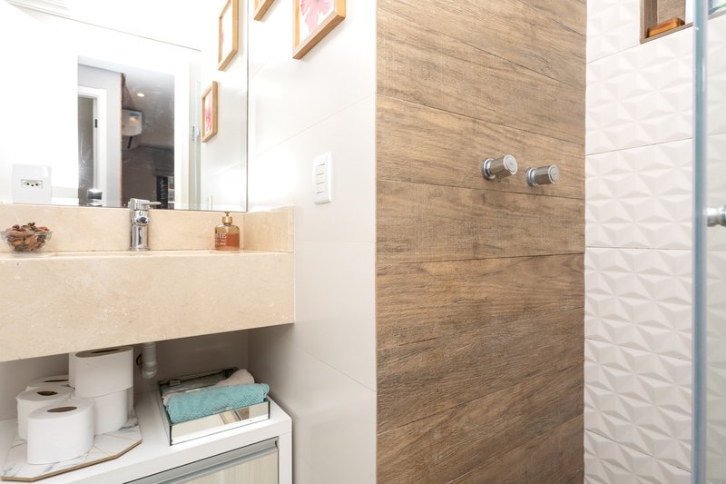 R$ 435.000 - LINDO APARTAMENTO - 63M2 - 2 DORM - 1 VAGA - INFRA Avenida Sertório Porto Alegre - 