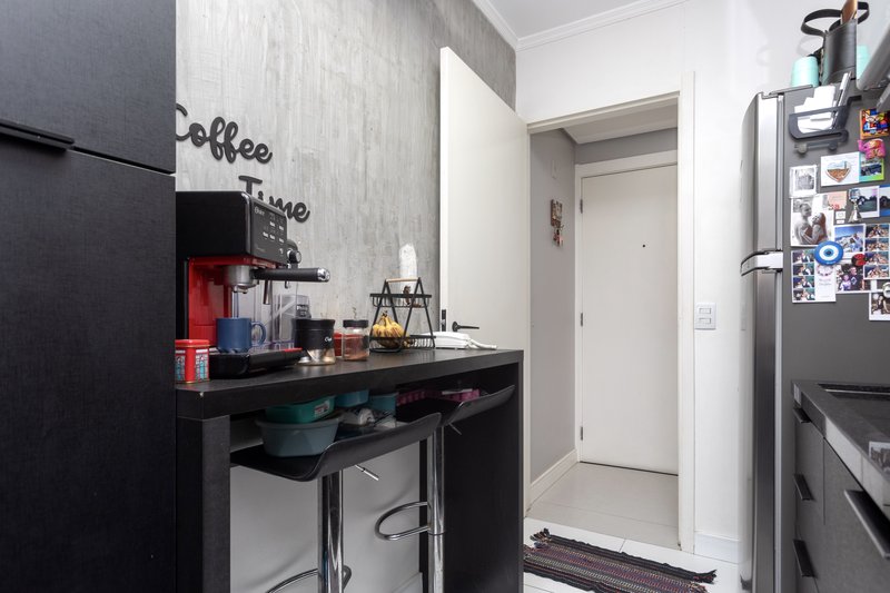 R$ 435.000 - LINDO APARTAMENTO - 63M2 - 2 DORM - 1 VAGA - INFRA Avenida Sertório Porto Alegre - 