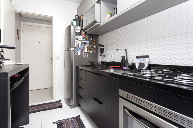 R$ 435.000 - LINDO APARTAMENTO - 63M2 - 2 DORM - 1 VAGA - INFRA Avenida Sertório Porto Alegre - 