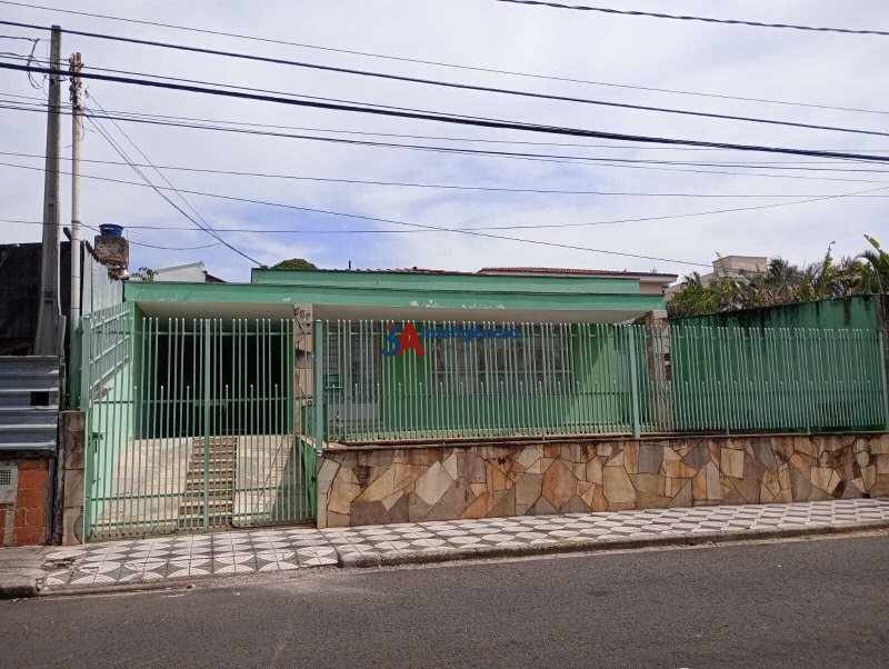 CASA JARDIM SANTA ROSÁLIA – SOROCABA  Sorocaba - 