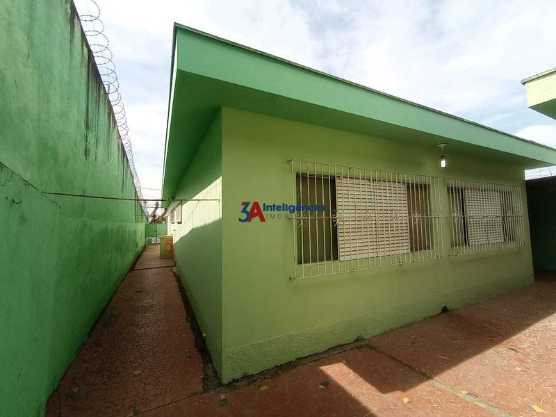 CASA JARDIM SANTA ROSÁLIA – SOROCABA  Sorocaba - 