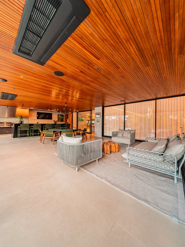 CASA LUXO, ARTE E TECNOLOGIA EM UM ÚNICO PROJETO Avenida Jequitibá Santana de Parnaíba - 