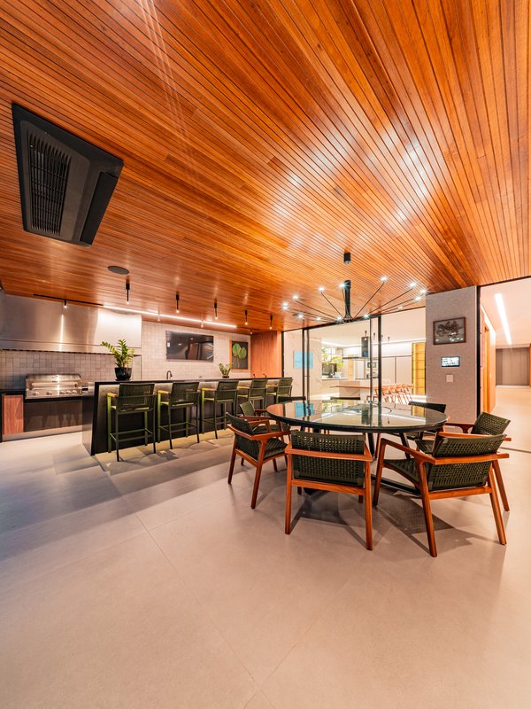 CASA LUXO, ARTE E TECNOLOGIA EM UM ÚNICO PROJETO Avenida Jequitibá Santana de Parnaíba - 