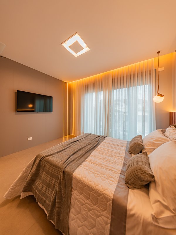 CASA LUXO, ARTE E TECNOLOGIA EM UM ÚNICO PROJETO Avenida Jequitibá Santana de Parnaíba - 