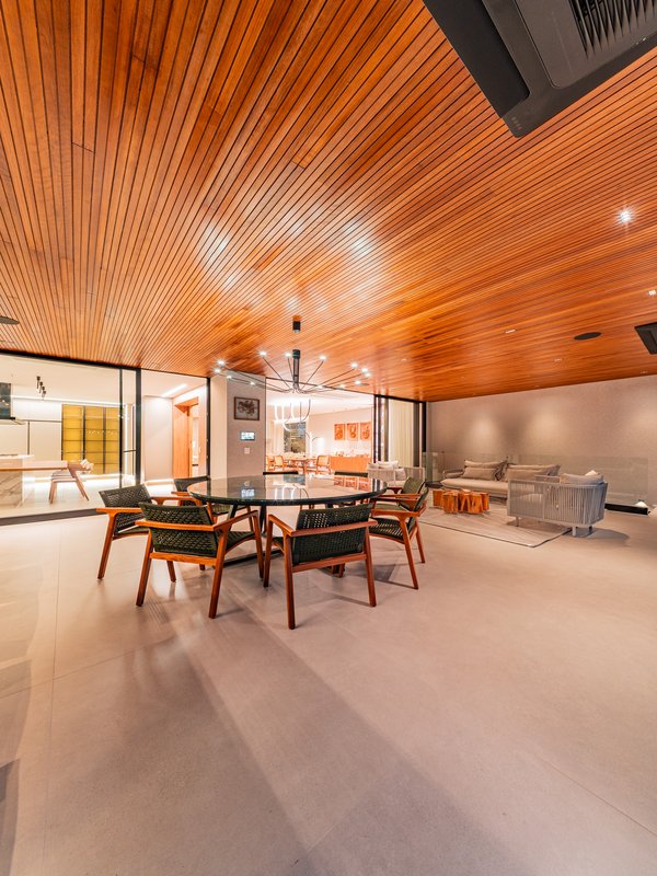 CASA LUXO, ARTE E TECNOLOGIA EM UM ÚNICO PROJETO Avenida Jequitibá Santana de Parnaíba - 