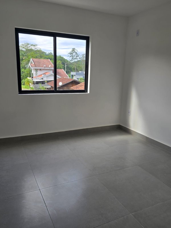 APARTAMENTO COM 2 QUARTOS NO BATEAS  Brusque - 