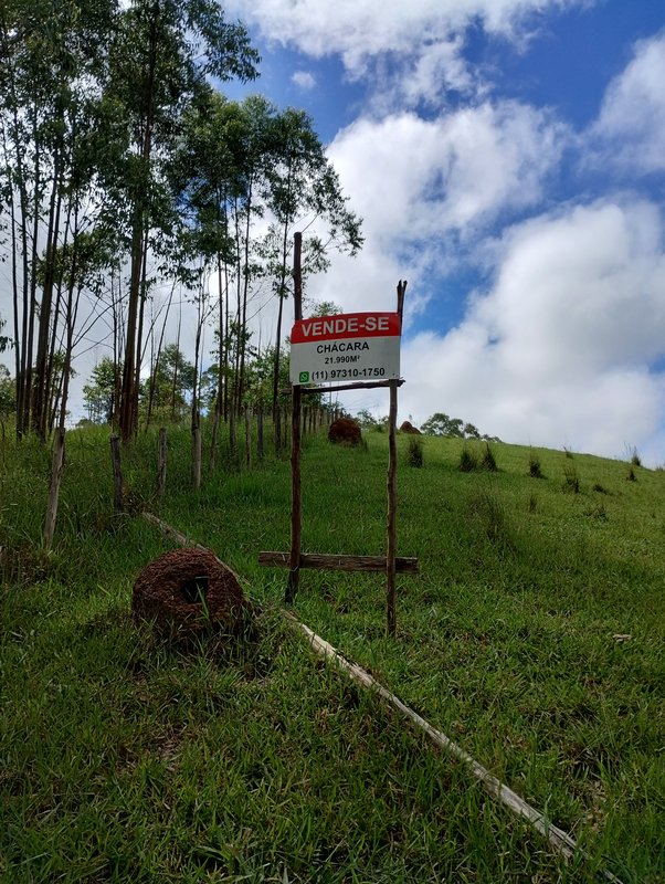 Terreno com excelente topografia com vista para represa à venda no Morro Azul  Igaratá - 