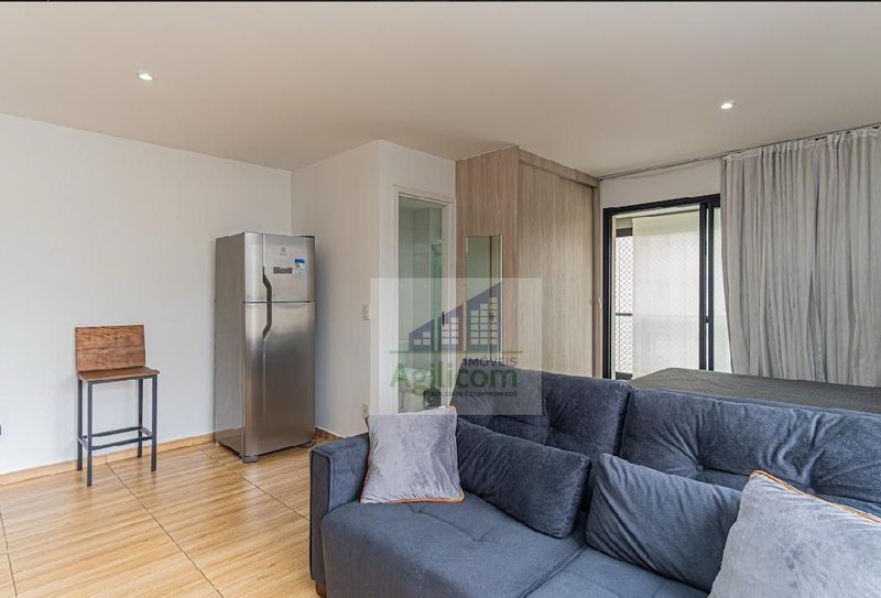 STUDIO DE 39M² E 1 VAGA DE GARAGEM E MOBILIADO  À VENDA E PARA LOCAÇÃO EM CAMPO BELO, Rua Gabriele D'Annunzio São Paulo - 