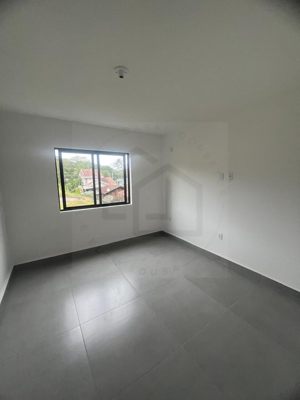 APARTAMENTO COM 2 DORMITÓRIOS NA BATEAS  Brusque - 