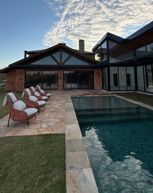 🌿 BARN HOUSE - Refúgio Exclusivo com Vista para o Campo de Golfe – Fazenda Boa Vista 🌿 Alameda dos Pínus PORTO FELIZ - 