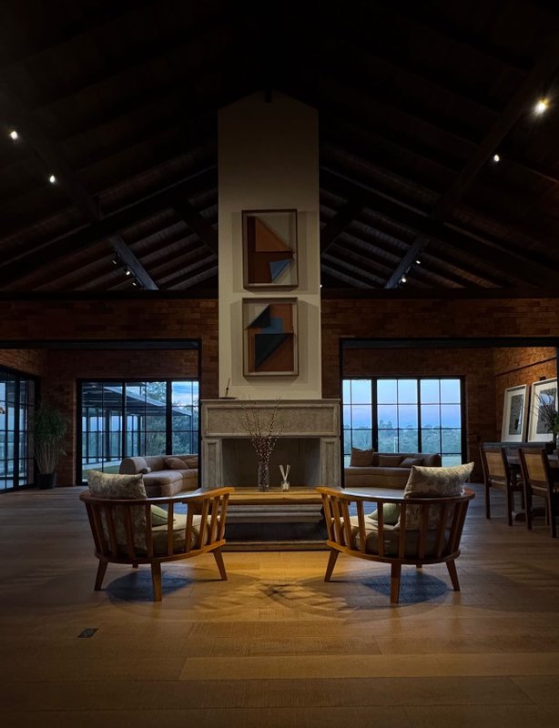 🌿 BARN HOUSE - Refúgio Exclusivo com Vista para o Campo de Golfe – Fazenda Boa Vista 🌿 Alameda dos Pínus PORTO FELIZ - 