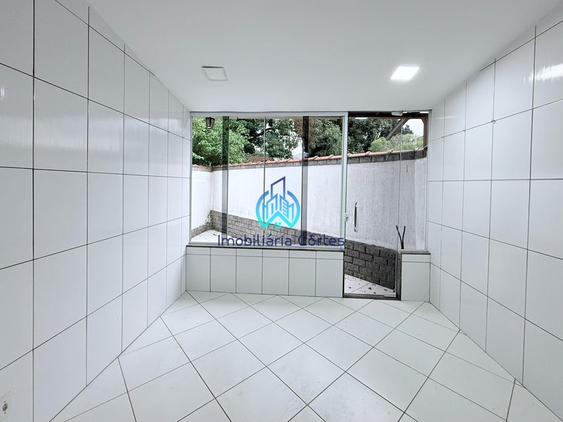 Alugando casa no centro de Guapimirim-RJ Rua Joel Lopes Guapimirim - 