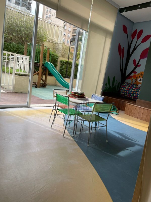 APARTAMENTO PARA LOCAÇÃO NO BROOKLIN CO 3 DORMITÓRIOS E 3 VAGAS DE GARAGEM Rua Barão do Triunfo São Paulo - 