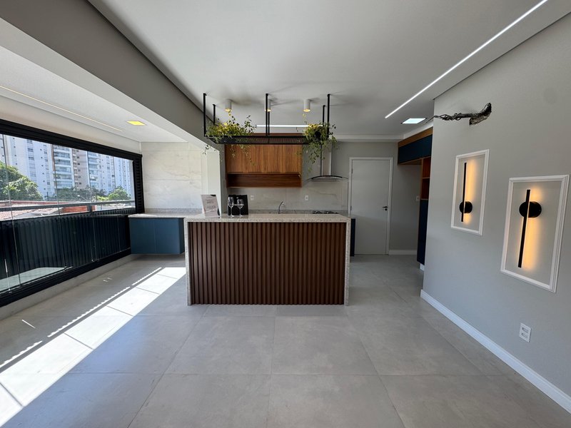 Apartamento Reformado à Venda no Taquaral – Conforto e Sofisticação! Rua Azarias de Melo Campinas - 