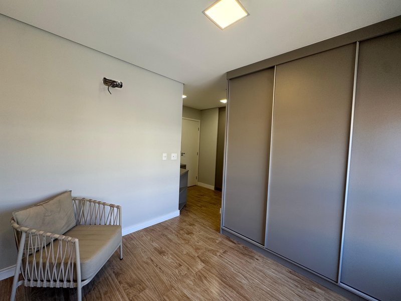 Apartamento Reformado à Venda no Taquaral – Conforto e Sofisticação! Rua Azarias de Melo Campinas - 
