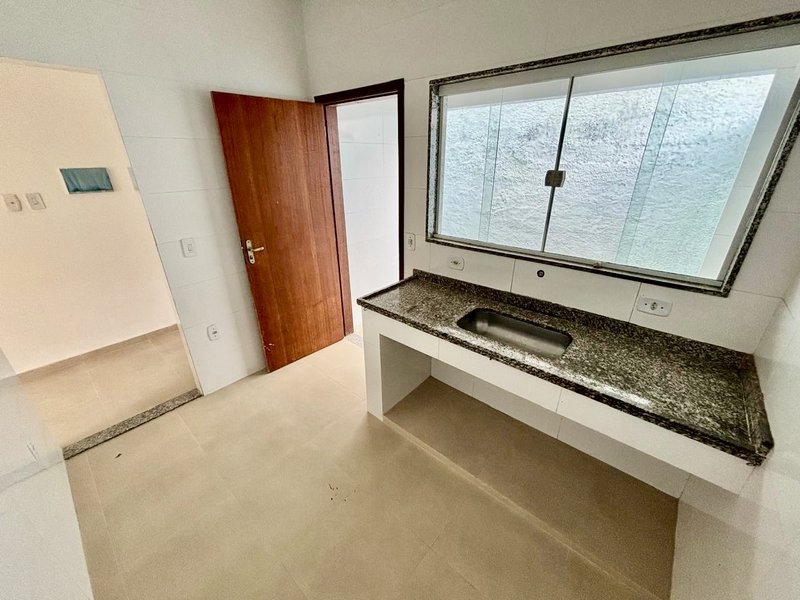 🏡 Casa Duplex à Venda – Bananal, Guapimirim Rua Alegre Guapimirim - 