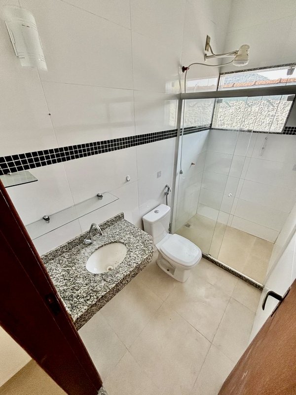 🏡 Casa Duplex à Venda – Bananal, Guapimirim Rua Alegre Guapimirim - 