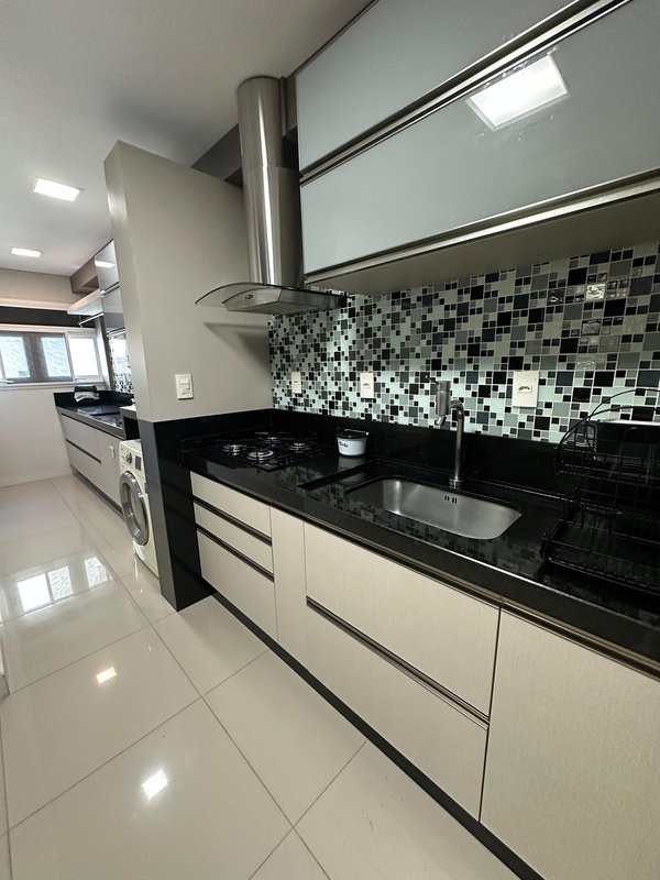 Apartamento semimobiliado, Timbó, bairro Imigrantes, 3 dormitórios sendo 1 suíte!  Timbó - 