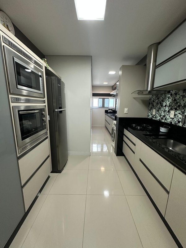 Apartamento semimobiliado, Timbó, bairro Imigrantes, 3 dormitórios sendo 1 suíte!  Timbó - 