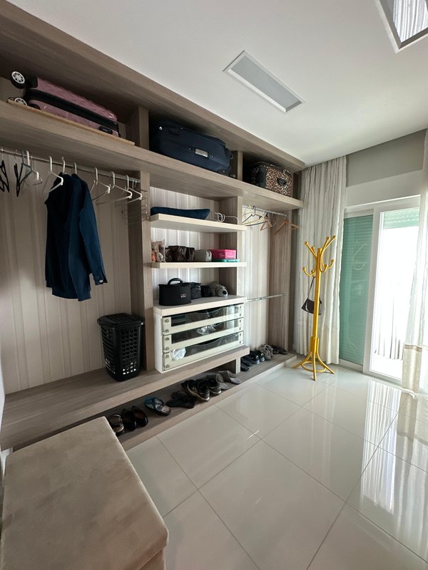 Apartamento semimobiliado, Timbó, bairro Imigrantes, 3 dormitórios sendo 1 suíte!  Timbó - 