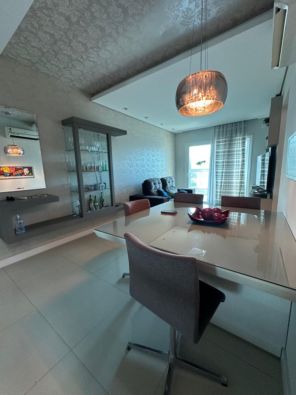 Apartamento semimobiliado, Timbó, bairro Imigrantes, 3 dormitórios sendo 1 suíte!  Timbó - 