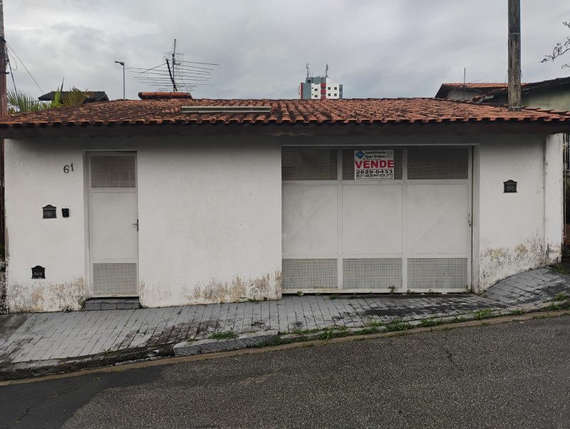 Casa- 2 dormitórios -Vila Lavínia Rua Atibaia NOgueira Mogi das Cruzes - 