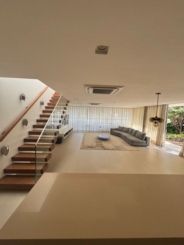 CASA BELÍSSIMA EM VILLAS DO LAGO - FAZENDA BOA VISTA Alameda dos Pínus PORTO FELIZ - 