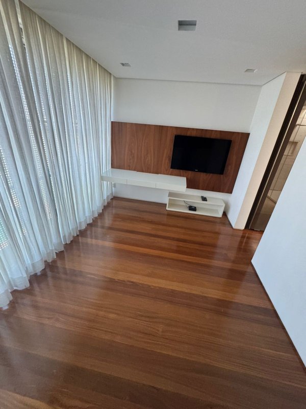 CASA BELÍSSIMA EM VILLAS DO LAGO - FAZENDA BOA VISTA Alameda dos Pínus PORTO FELIZ - 