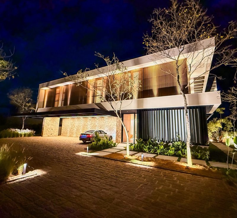 ✨ Residência de Alto Luxo à Beira do Lago — Fazenda Boa Vista ✨ Alameda dos Pínus PORTO FELIZ - 
