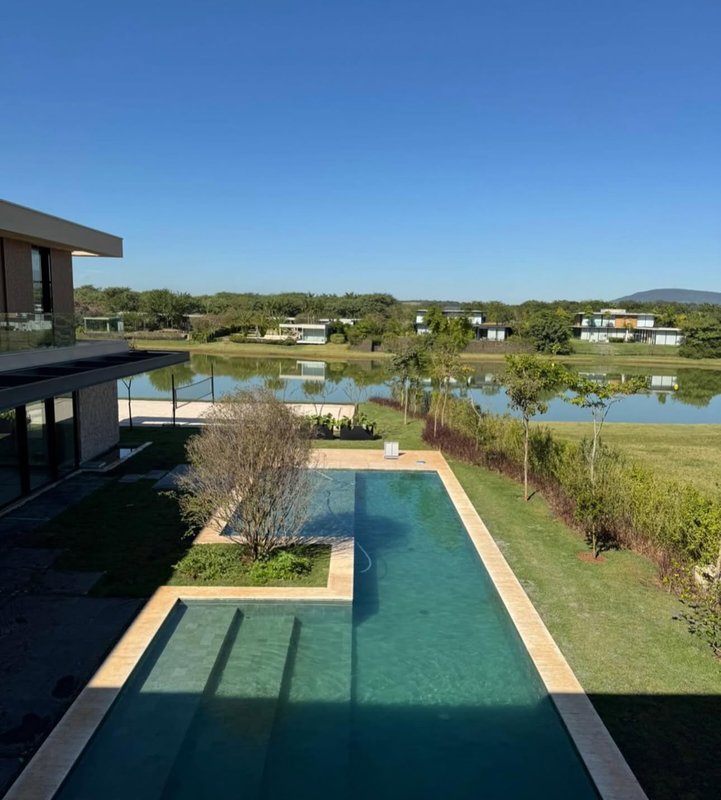 ✨ Residência de Alto Luxo à Beira do Lago — Fazenda Boa Vista ✨ Alameda dos Pínus PORTO FELIZ - 