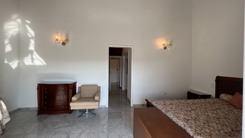 A MANSÃO QUE UNE NATUREZA, LUXO E EXCLUSIVIDADE EM JUNDIAÍ Alameda Amélia de Barros Formiga Jundiaí - 