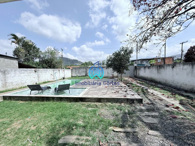 🏡 Conforto e Lazer: Casa 3 Quartos com Piscina em Guapimirim Rua Valparaíso Guapimirim - 