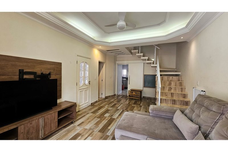 Casa À venda, 208m, 3 Dormitórios - 1 Suite - R$ 680.000 - Wanel Ville - Sorocaba - SP Rua Benedicto Monteiro Sorocaba - 