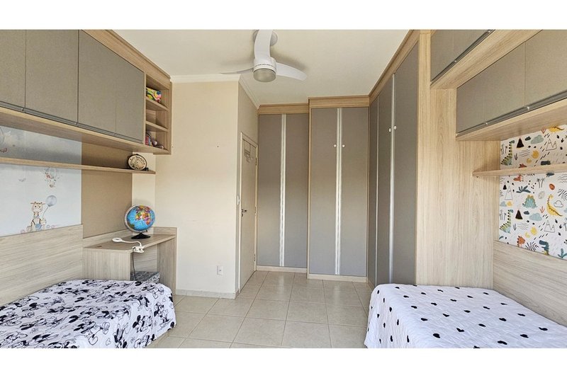 Casa À venda, 208m, 3 Dormitórios - 1 Suite - R$ 680.000 - Wanel Ville - Sorocaba - SP Rua Benedicto Monteiro Sorocaba - 